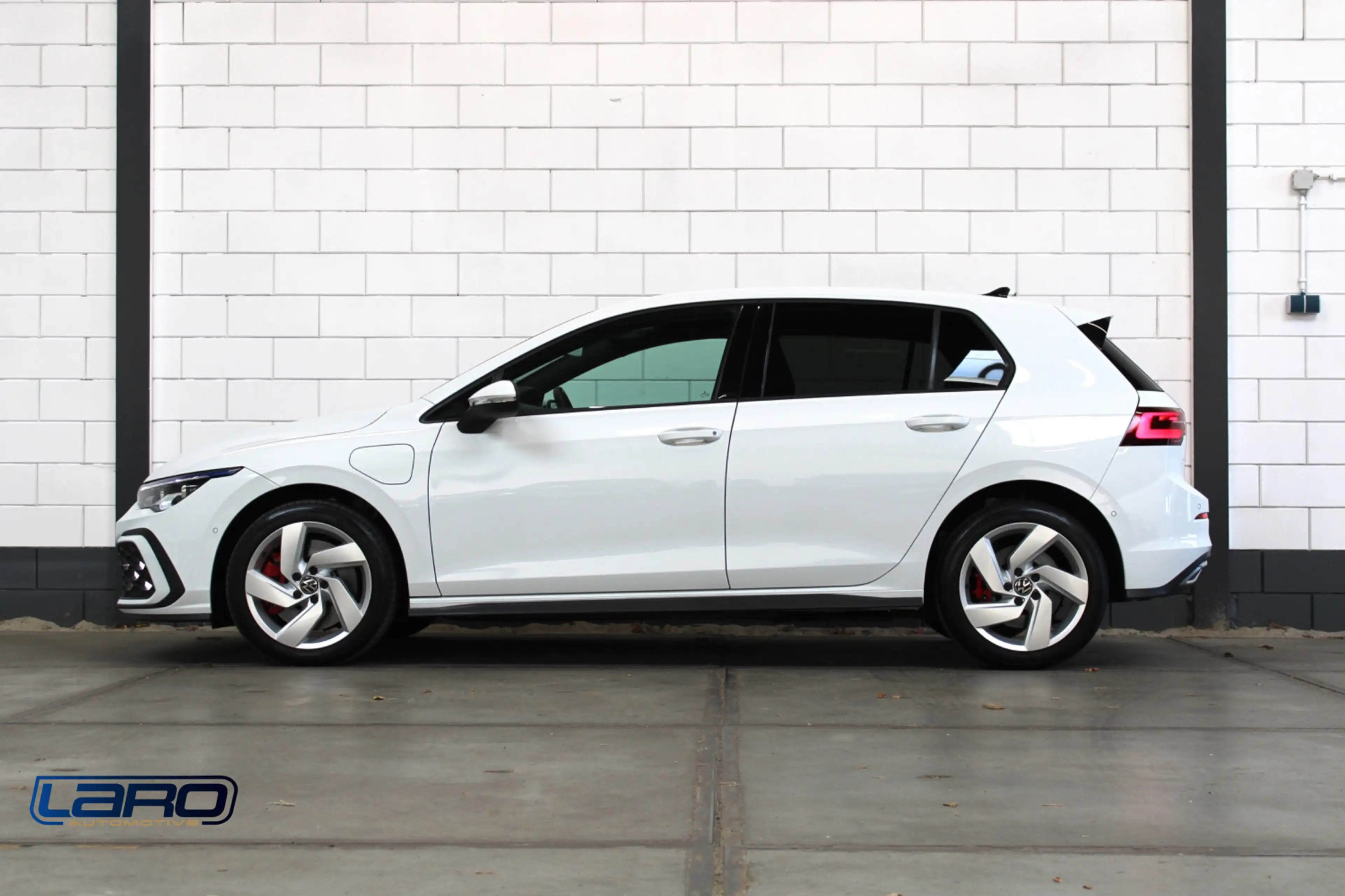 Volkswagen Golf GTE 1.4 eHybrid | IQ.Lights Cam ACC Keyless Winter Car — photo 14
