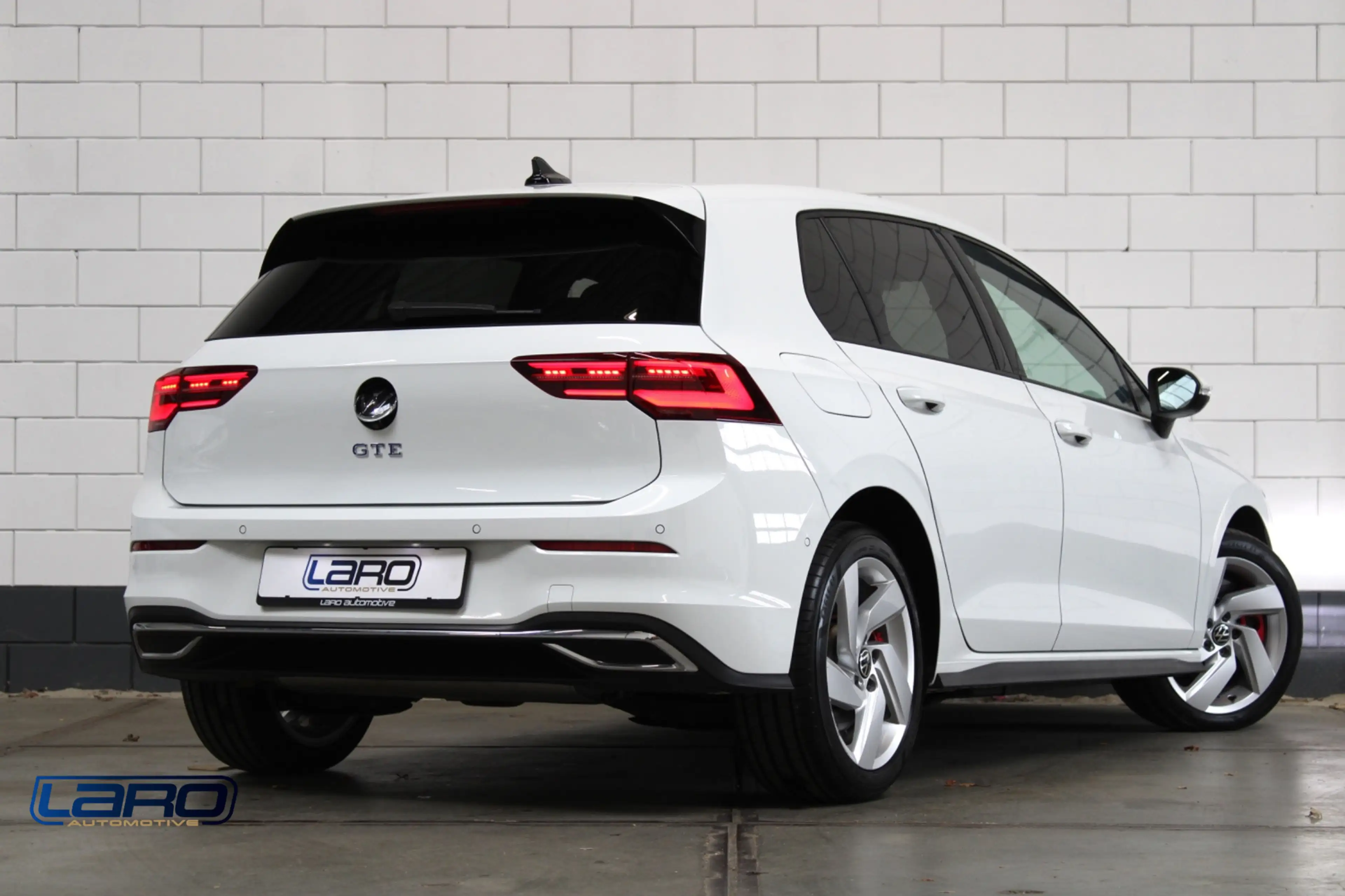Volkswagen Golf GTE 1.4 eHybrid | IQ.Lights Cam ACC Keyless Winter Car — photo 2