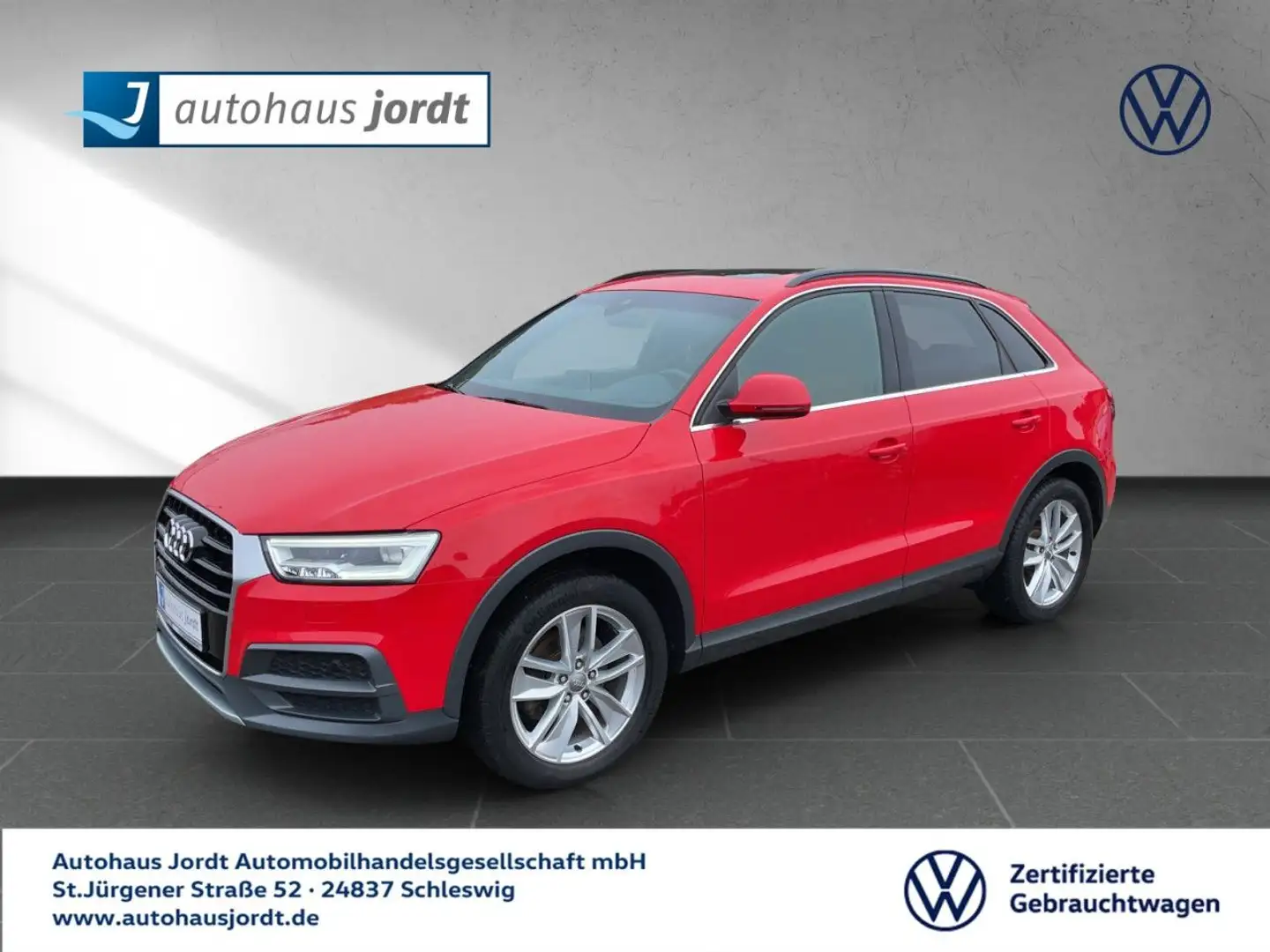 Audi Q3 2.0 TDI DPF design s-tronic quattro AHK EPH RFK Rot - 1