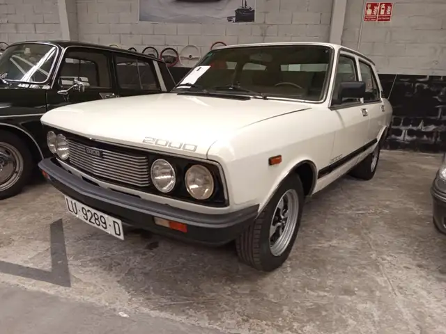 SEAT 132 2000