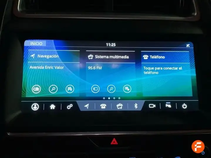Jaguar E-Pace 2019, foto 20