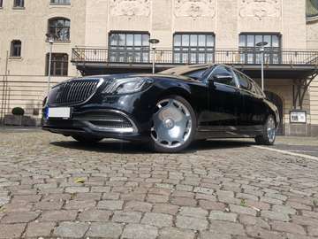 S 560 4Matic 9G-TRONIC -- MAYBACH
