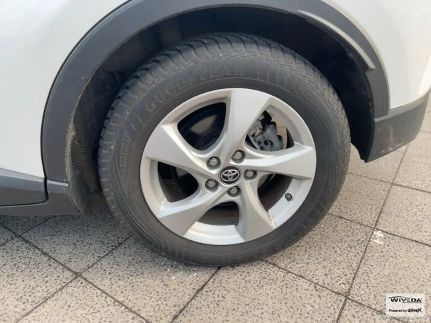 Toyota C-HR Hybrid Lounge Weiß - 2