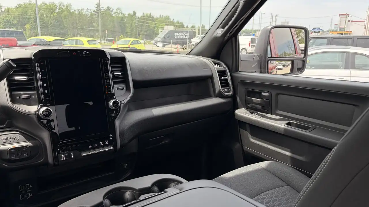RAM 2500 снимка RAM 2500