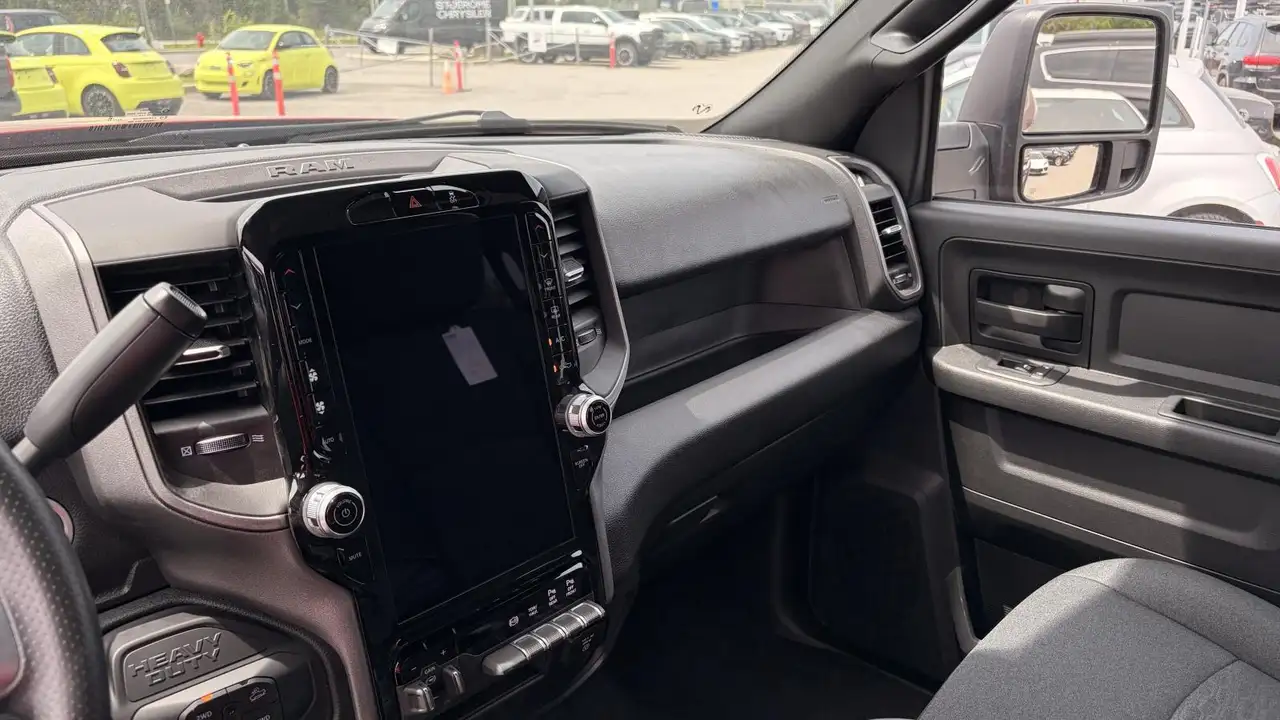 RAM 2500 снимка RAM 2500