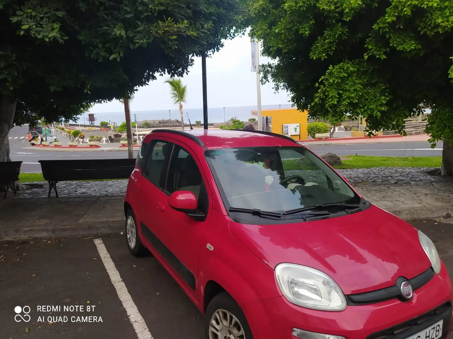 Fiat Lounge crvena - 2