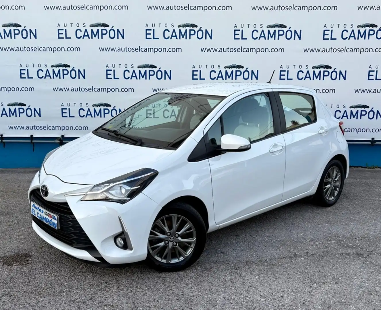 Toyota Yaris 1.5 Active Blanco - 1