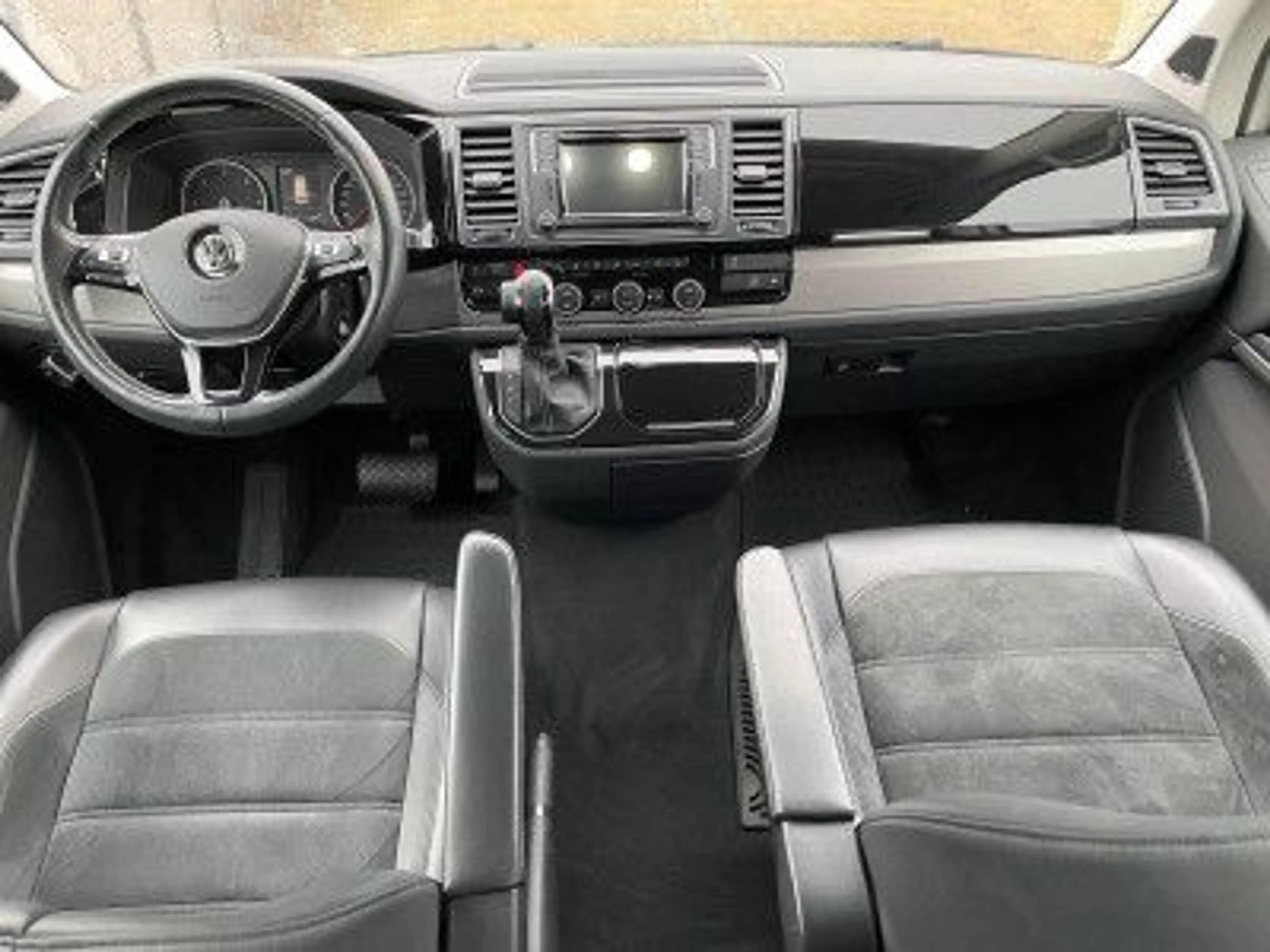 Volkswagen LT Transporter Multivan 4Motion Generation Six/Expo — photo 2