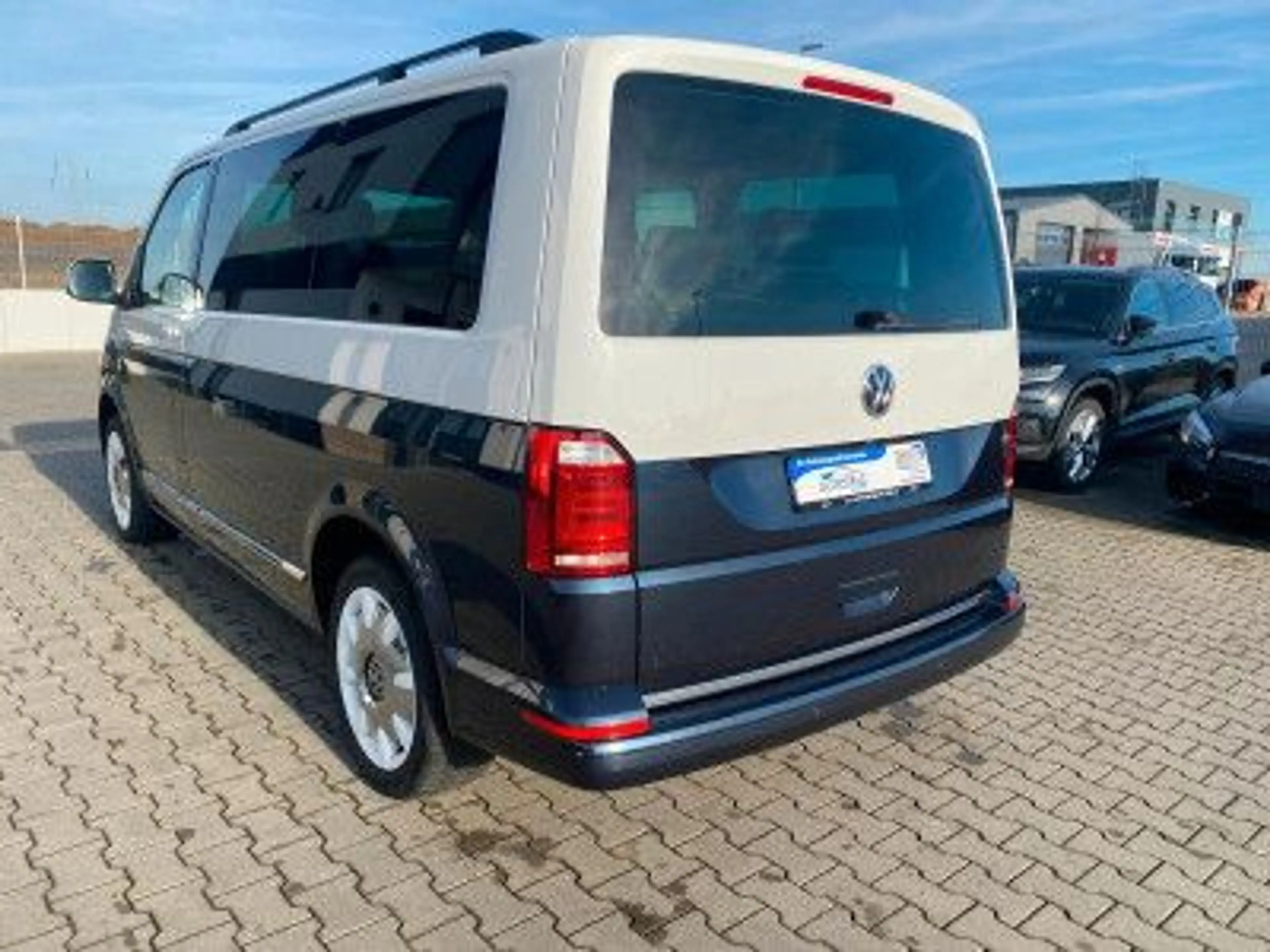 Volkswagen LT Transporter Multivan 4Motion Generation Six/Expo — photo 4