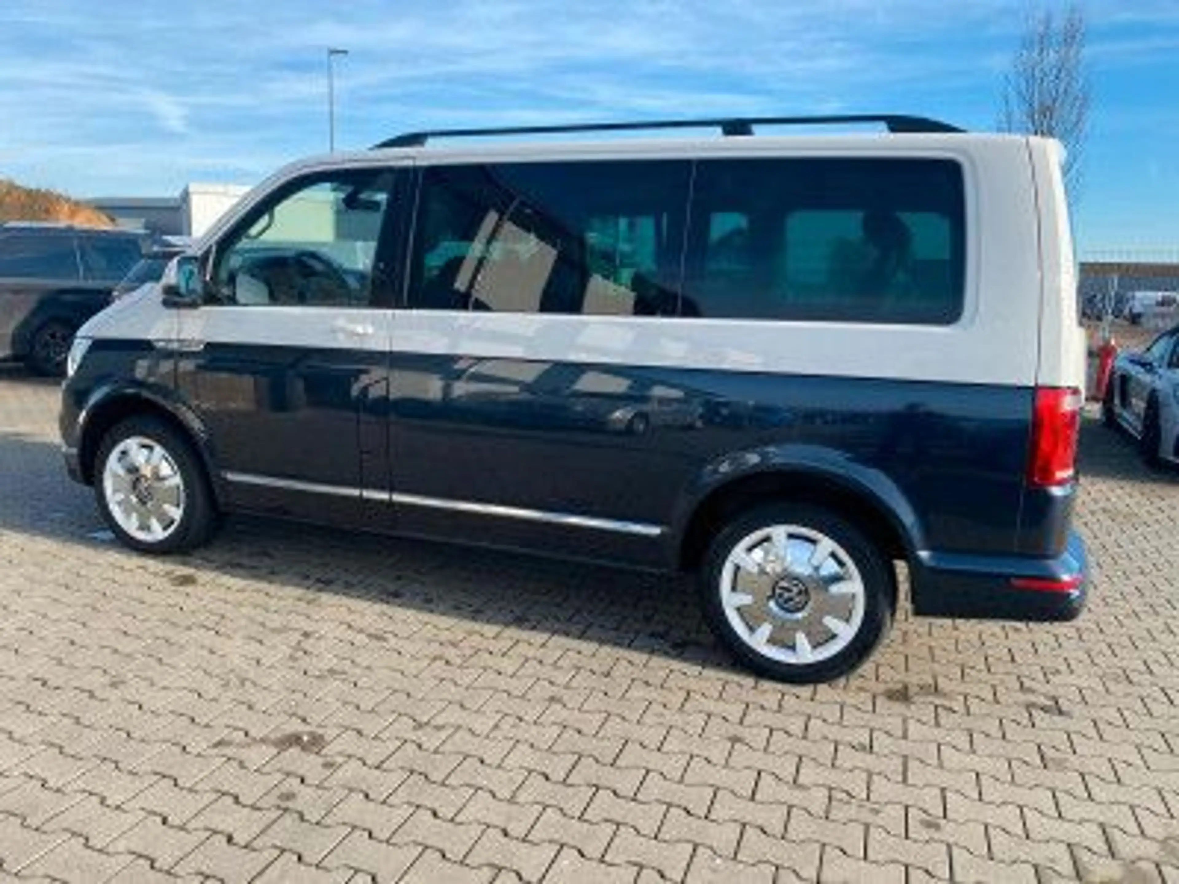 Volkswagen LT Transporter Multivan 4Motion Generation Six/Expo — photo 6