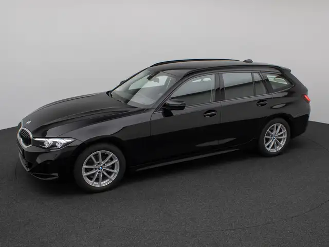 BMW 3 Series view 12