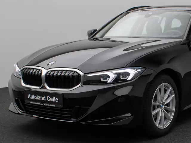 BMW 3 Series view 15