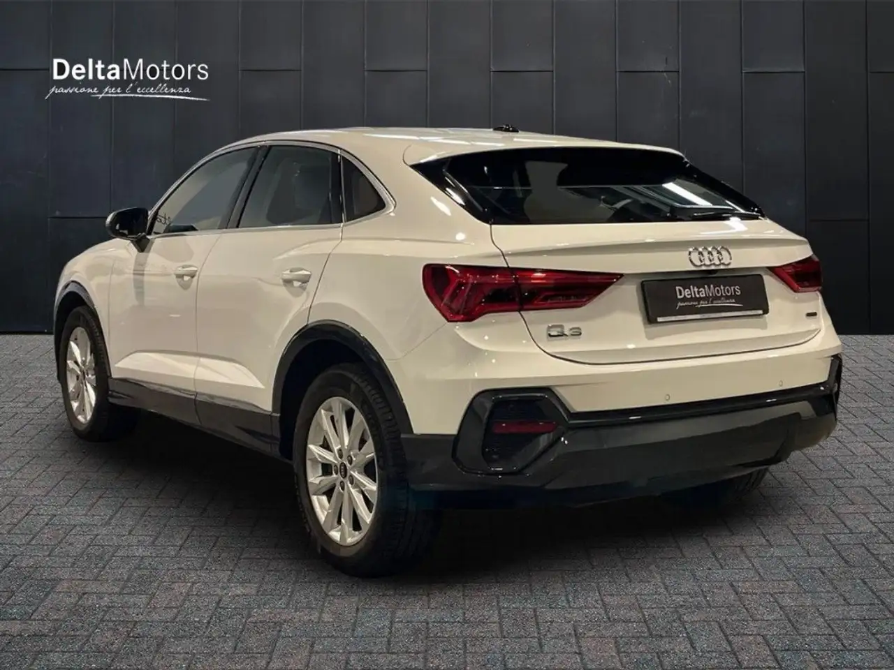 Audi Q3 2019 Sportback - Q3 Sportback 40 2.0 tdi Business 5
