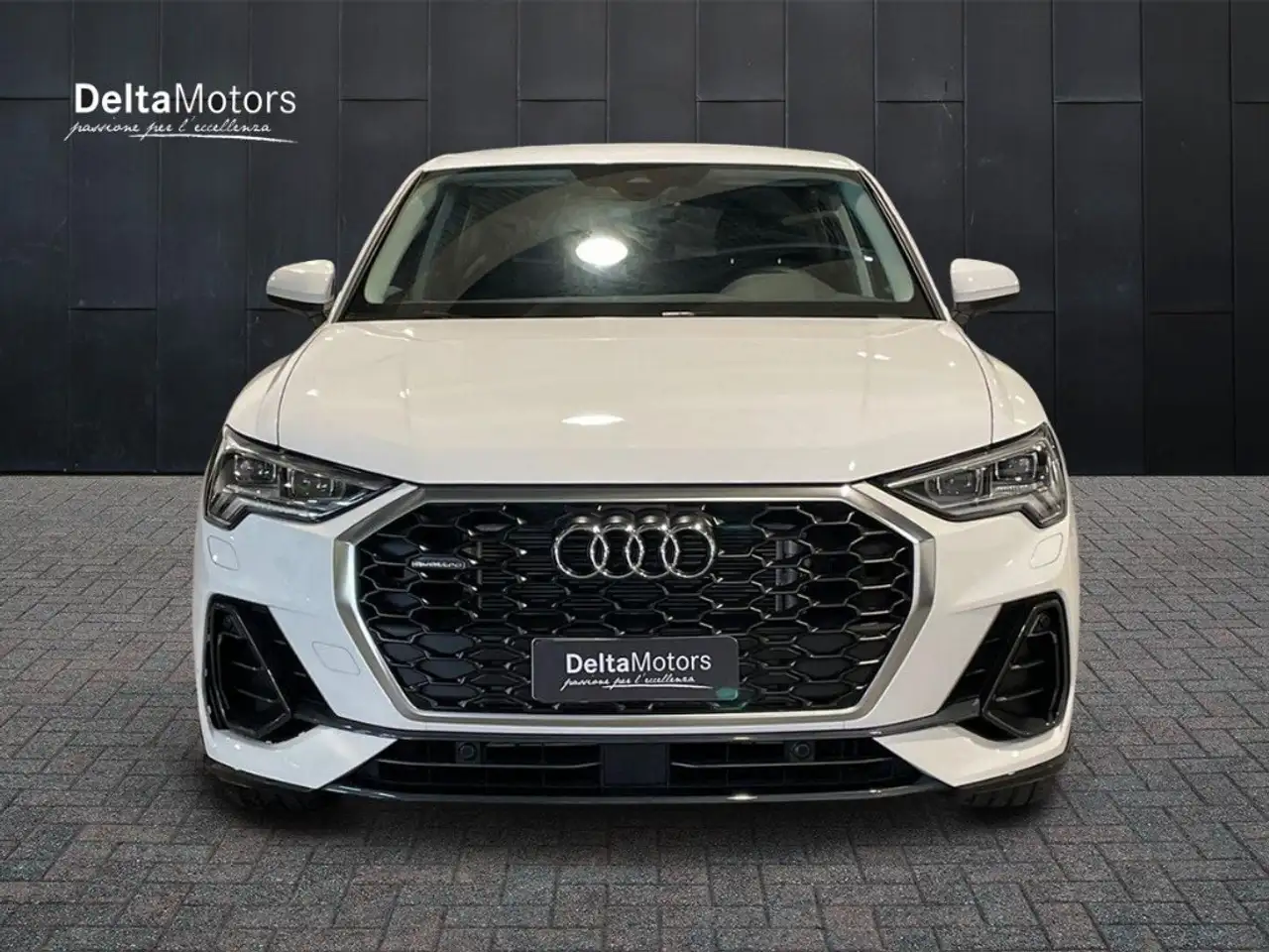 Audi Q3 2019 Sportback - Q3 Sportback 40 2.0 tdi Business 2