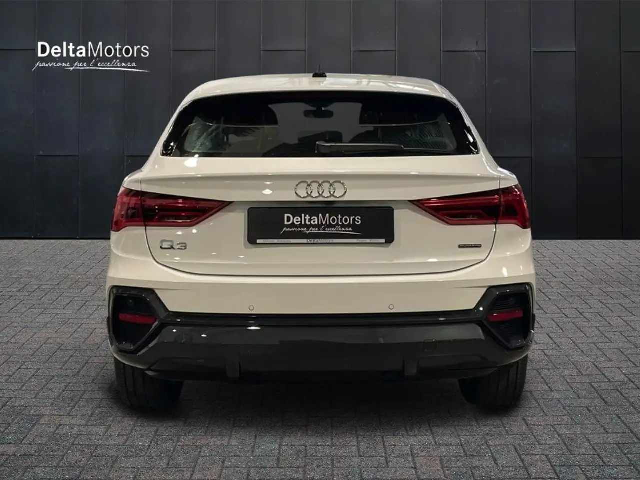 Audi Q3 2019 Sportback - Q3 Sportback 40 2.0 tdi Business 6