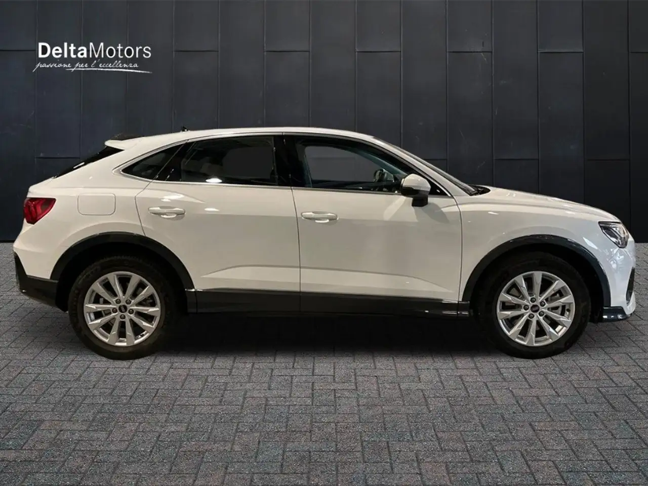 Audi Q3 2019 Sportback - Q3 Sportback 40 2.0 tdi Business 3
