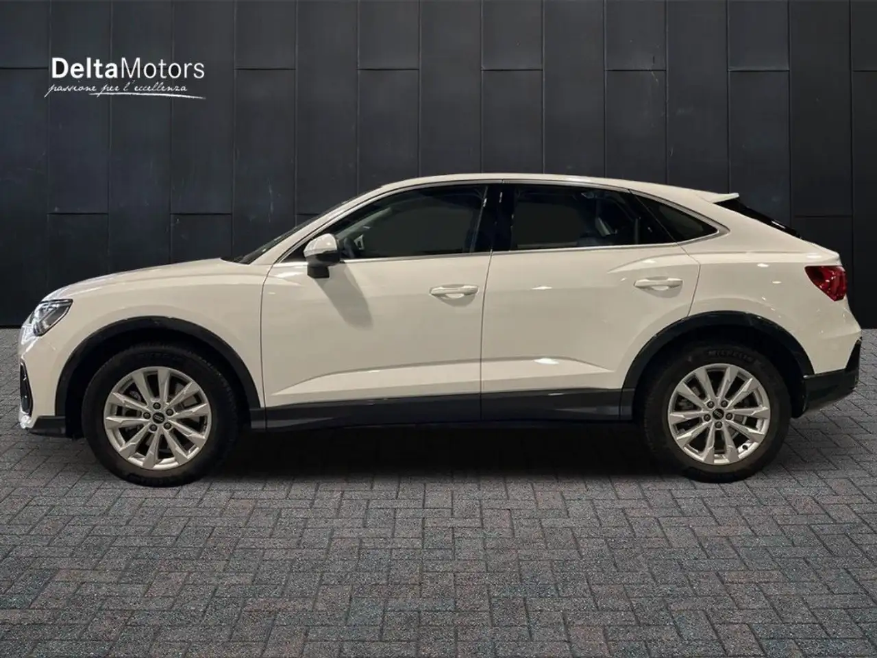 Audi Q3 2019 Sportback - Q3 Sportback 40 2.0 tdi Business 4