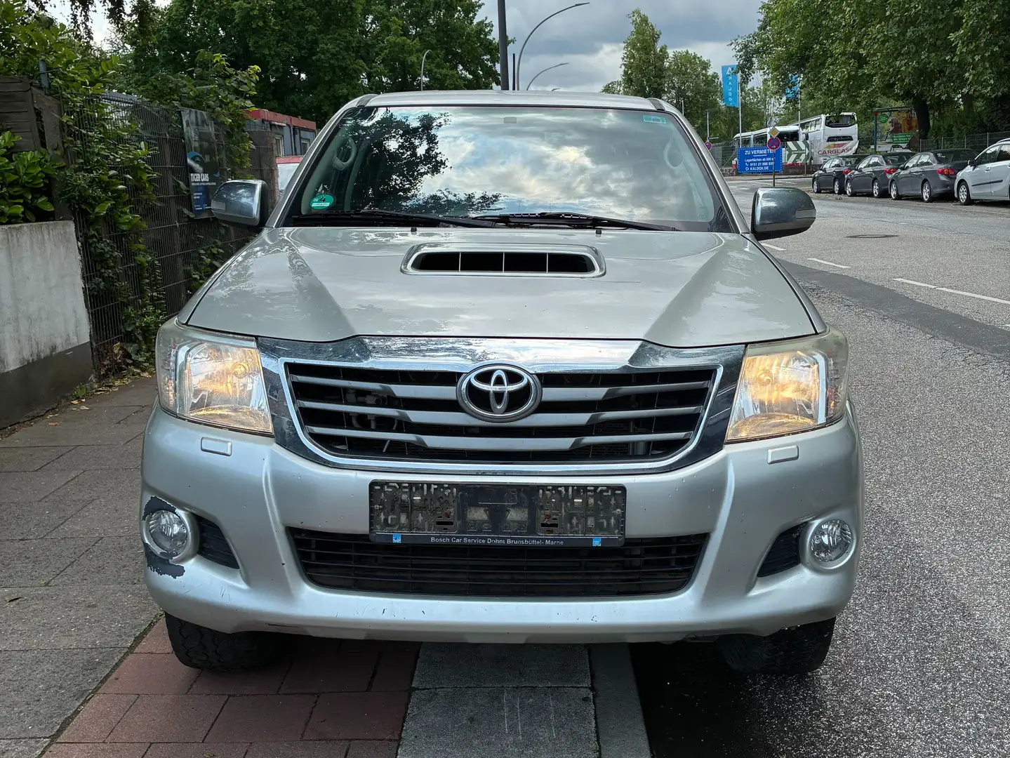 Toyota Hilux Toyota Hilux 2012 4 Doors Zlatá - 1