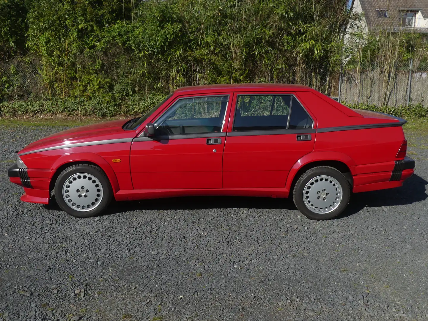 Alfa Romeo 75 1.8 Turbo America Kırmızı - 2