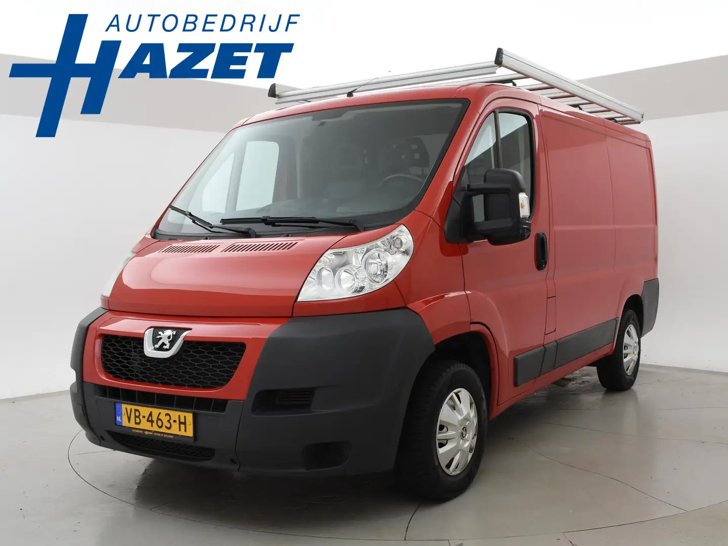 Peugeot Boxer 330 2.2 HDI L1H1 *68.612 KM* + AIRCO | IMPERIAAL | Rood - 1