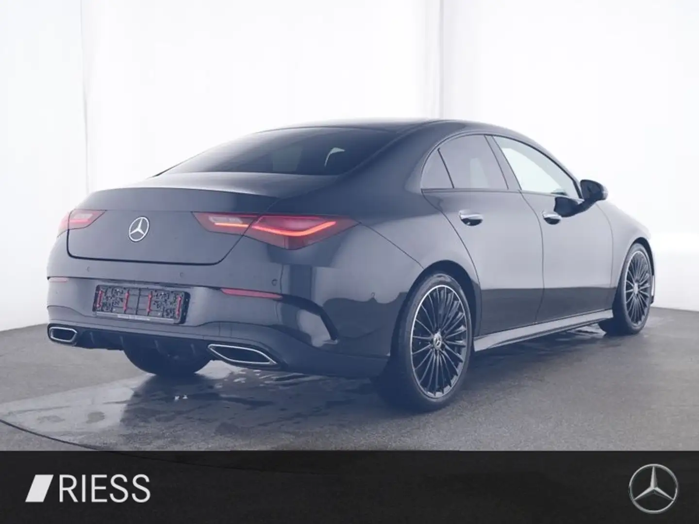 Mercedes-Benz CLA 200 d Cp AMG ADVANCED+ NIGHT MEMORY WINTER Negro - 2