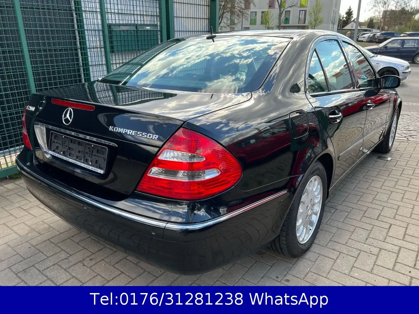 Mercedes-Benz E 200 Kompressor !! Automatik !! Klima !! Xenon Noir - 2