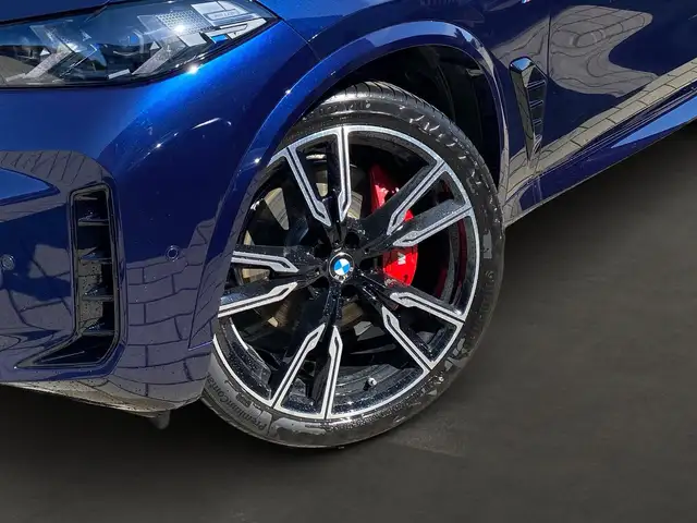 BMW X5 view 6
