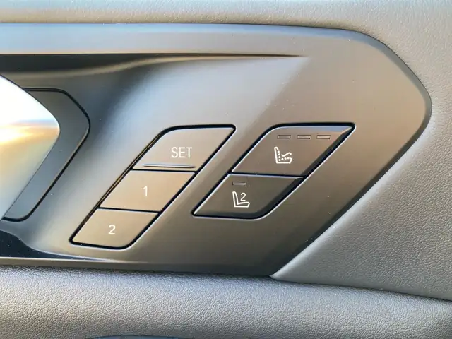 BMW X5 view 14