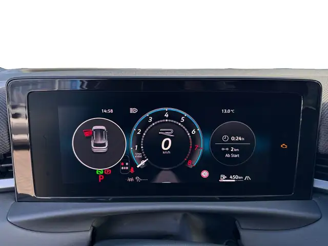 Volkswagen T-Roc view 9
