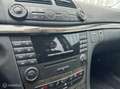 Mercedes-Benz E 240 Combi Avantgarde | Aut | Youngtimer | Leder | Trek Blauw - thumbnail 16