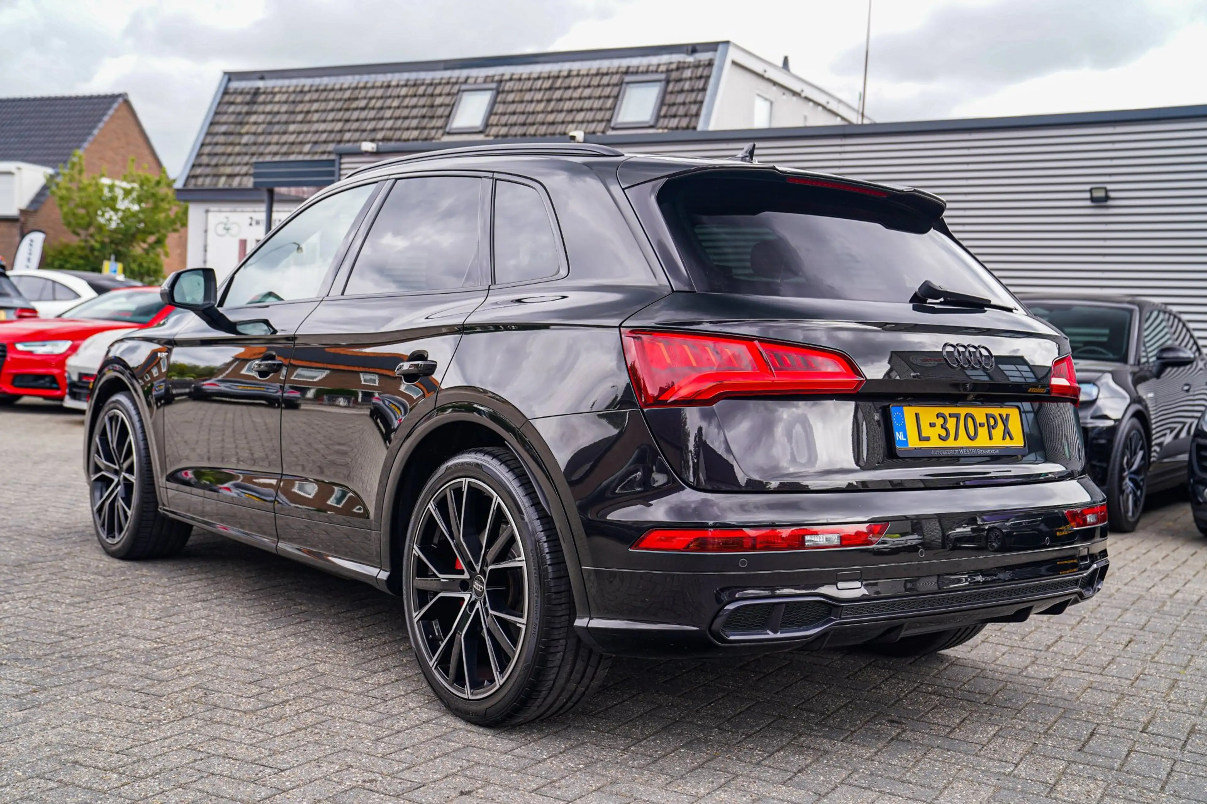 Audi SQ5 3.0 TFSI SQ5 quattro Pro Line Plus | Panorama | Tr — photo 32