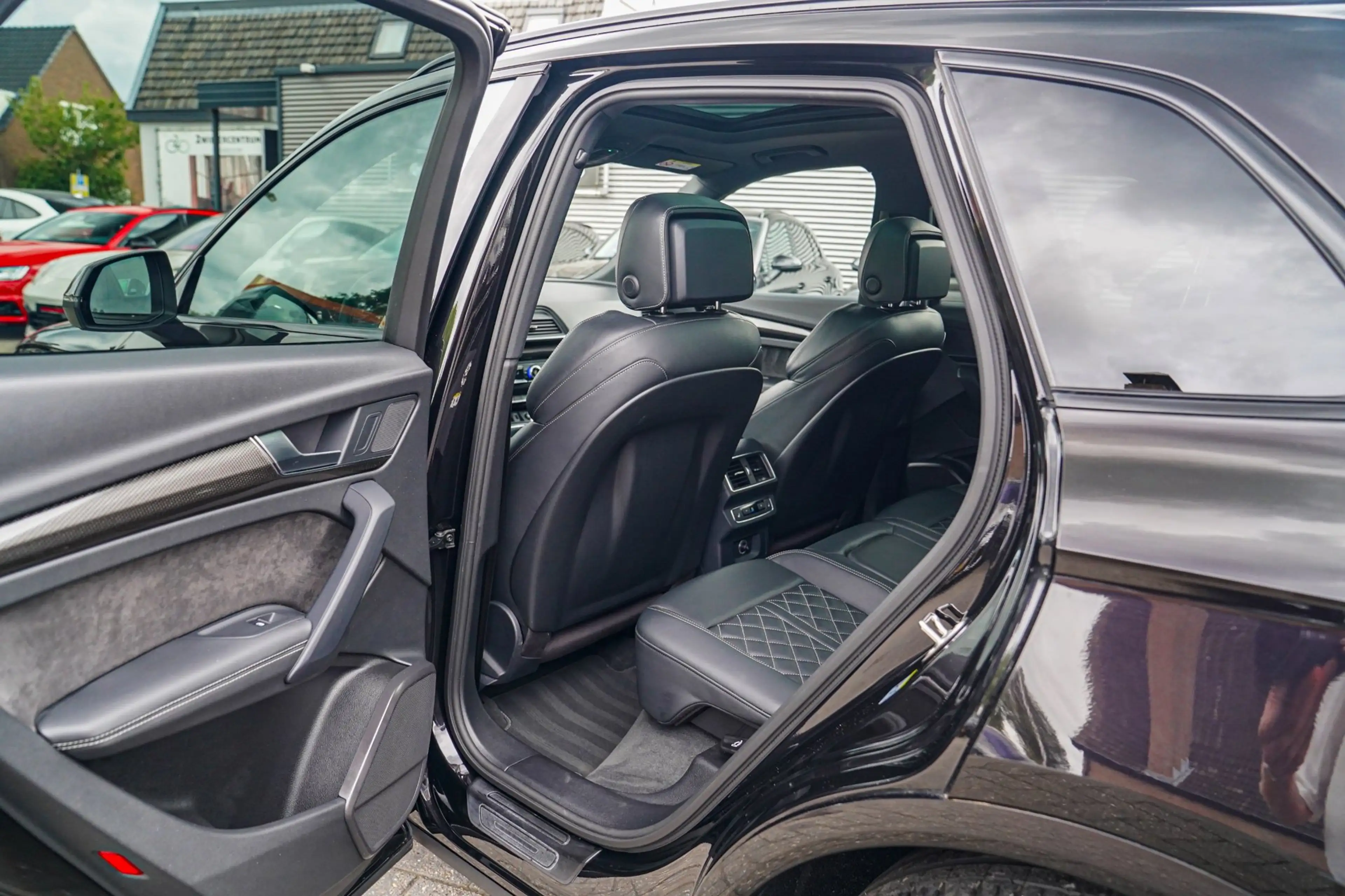 Audi SQ5 3.0 TFSI SQ5 quattro Pro Line Plus | Panorama | Tr — photo 37