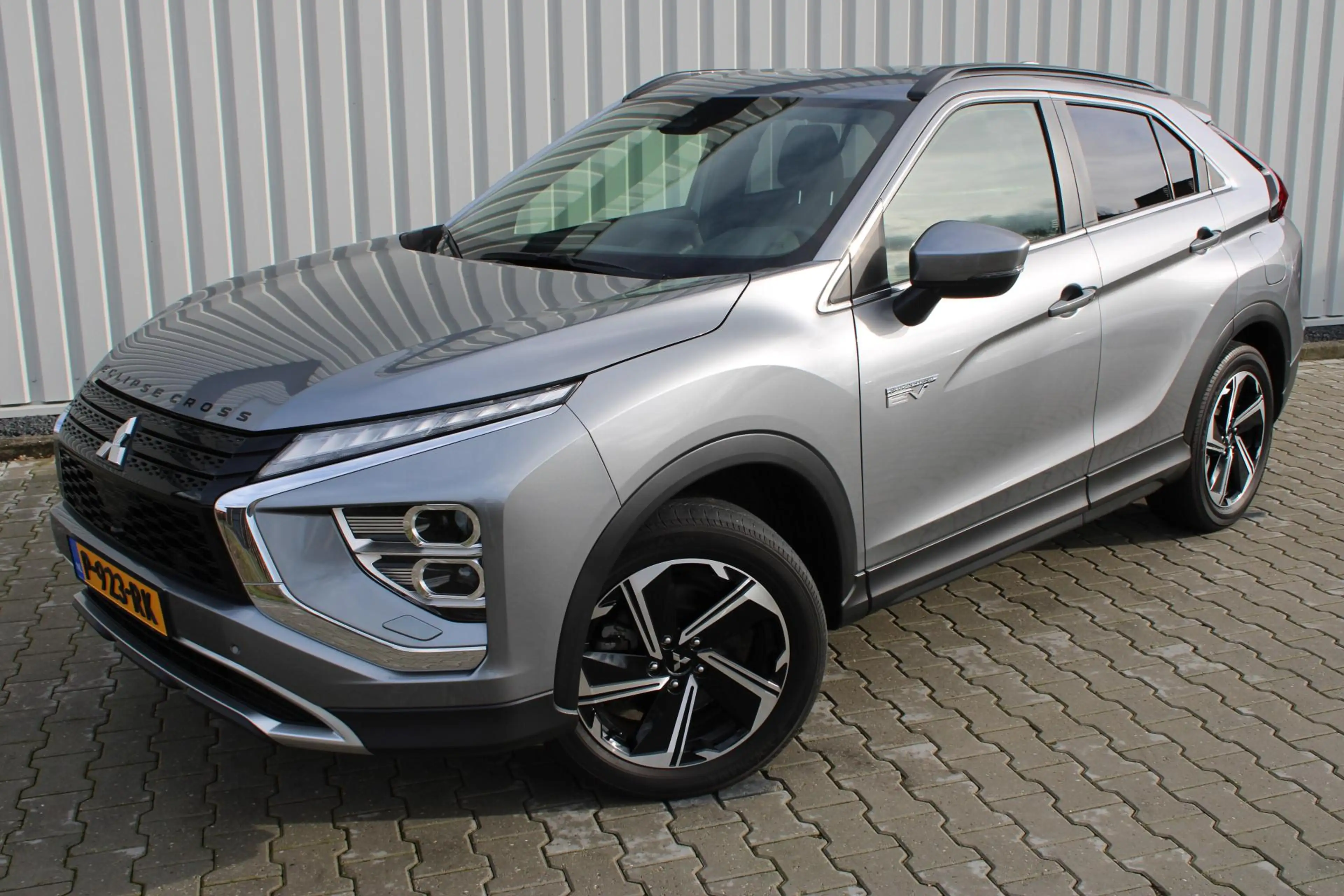 Mitsubishi Eclipse Cross 2.4 PHEV Intense+ | Incl. 12 maanden garantie | Tr — photo 5
