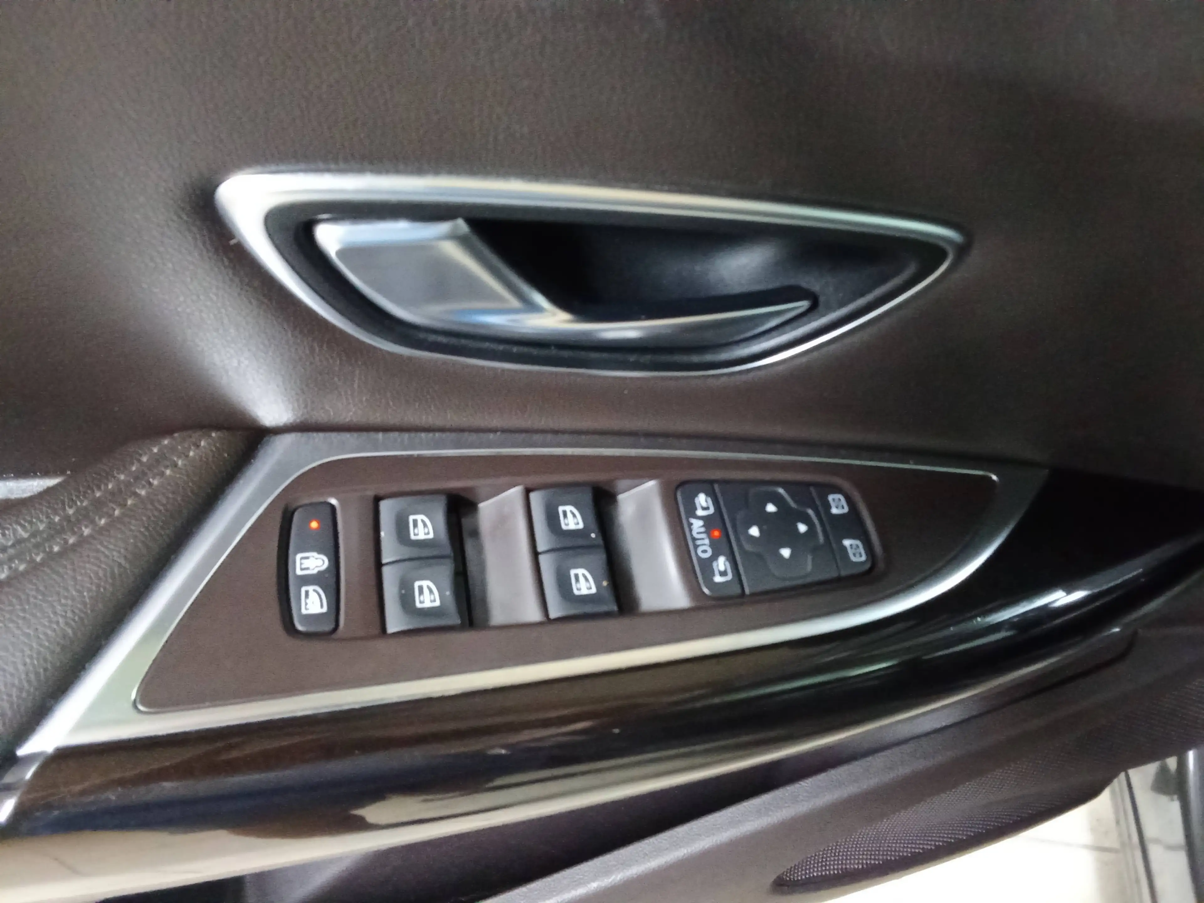 Renault Espace Intens — photo 8