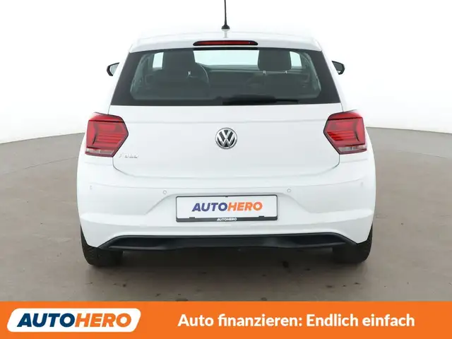 Volkswagen Polo view 5