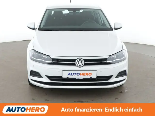 Volkswagen Polo view 9