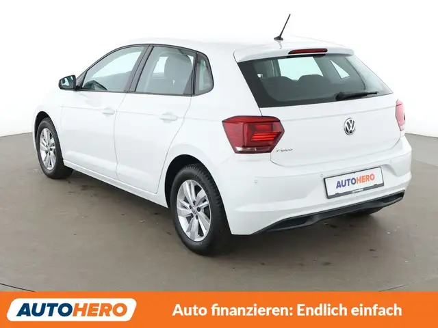 Volkswagen Polo view 4