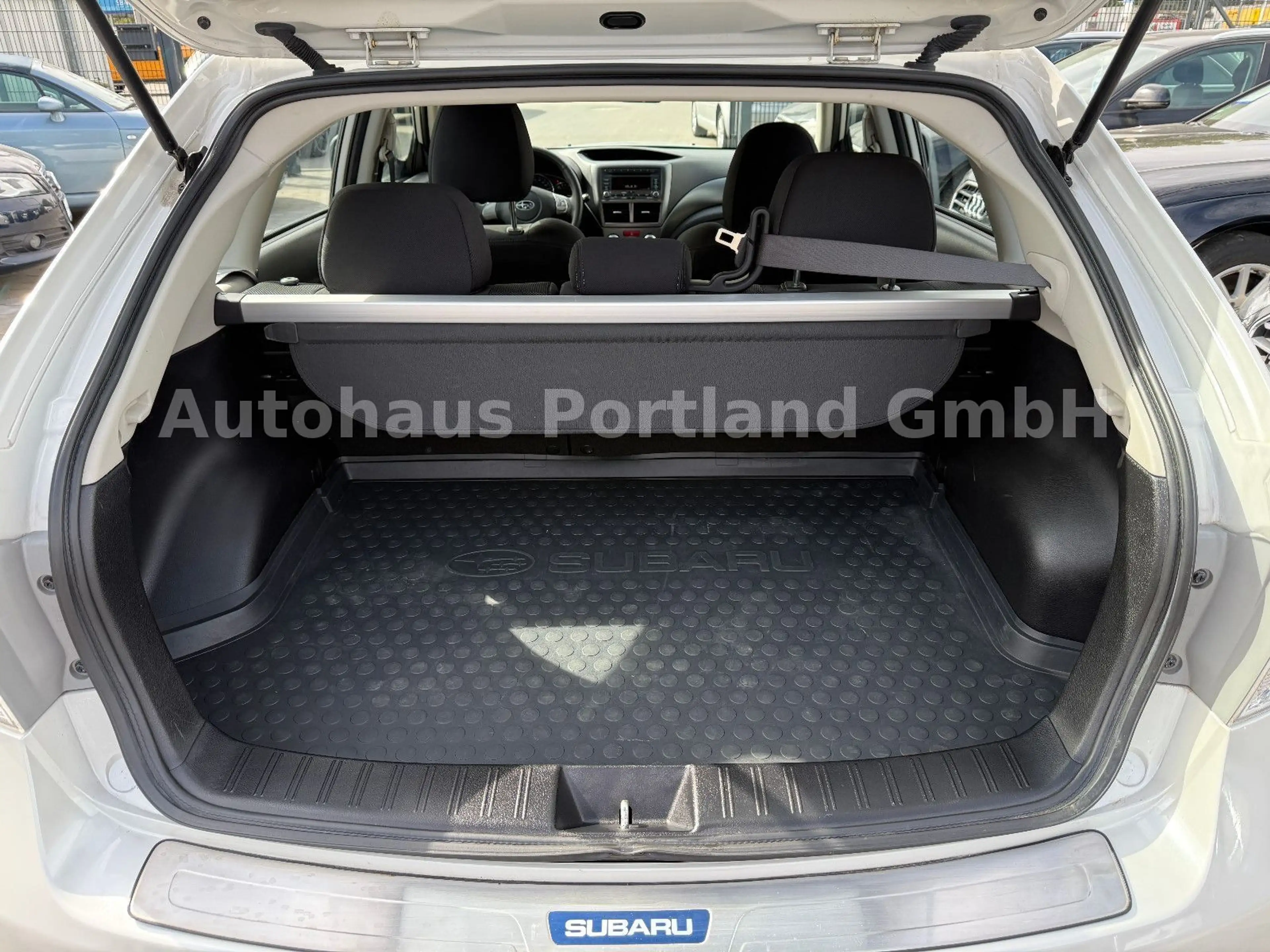 Subaru Impreza 2.0 D Boxer Active 4WD/1.Hand/14TKM/S-He — photo 14