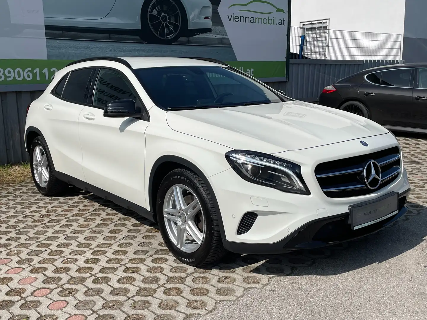 Mercedes-Benz GLA 200 GLA 200 CDI Aut. * 2. Vorbesitzer * Top Zustand * Wit - 1