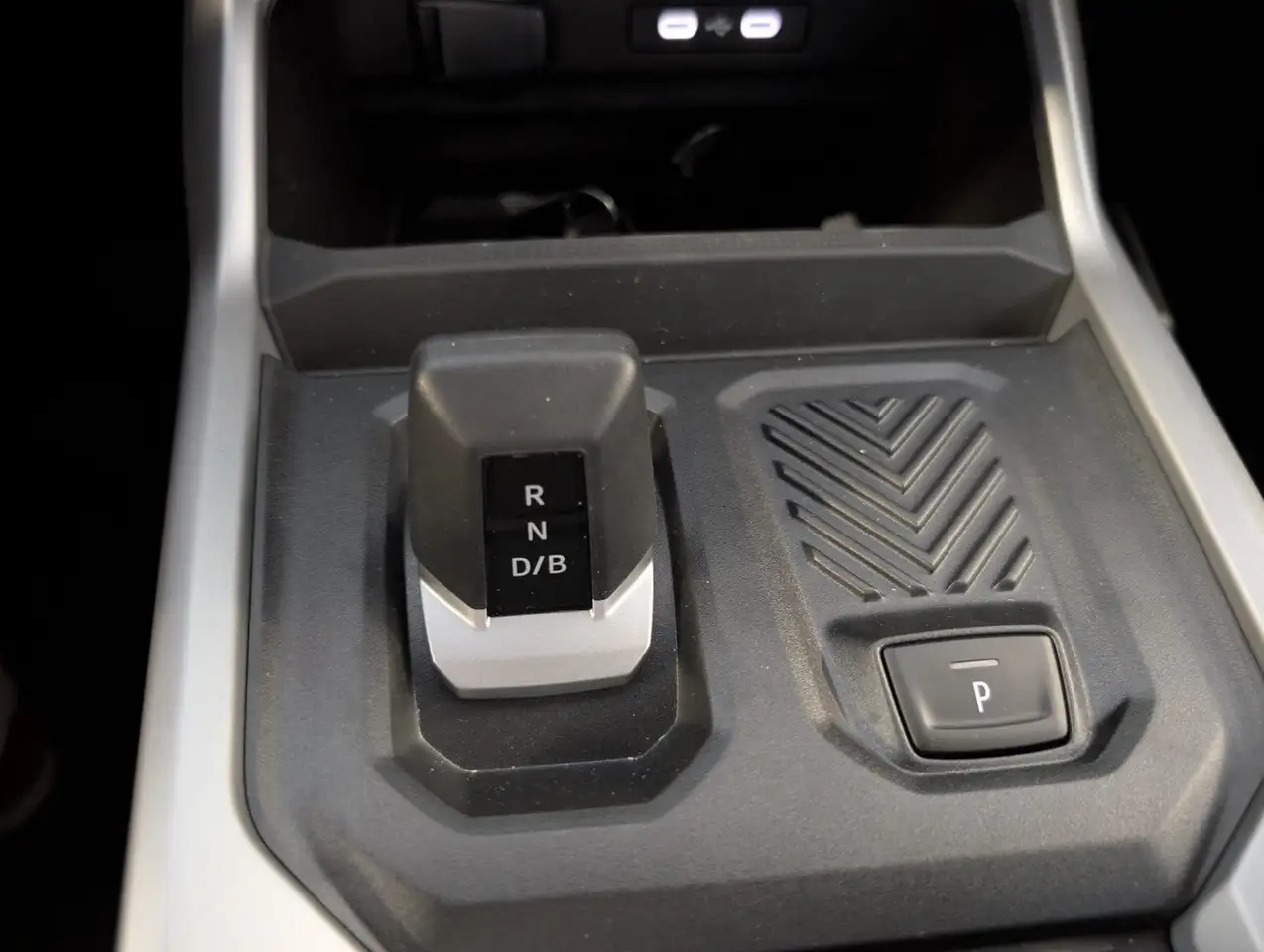 Dacia Bigster journey hybrid 155 6