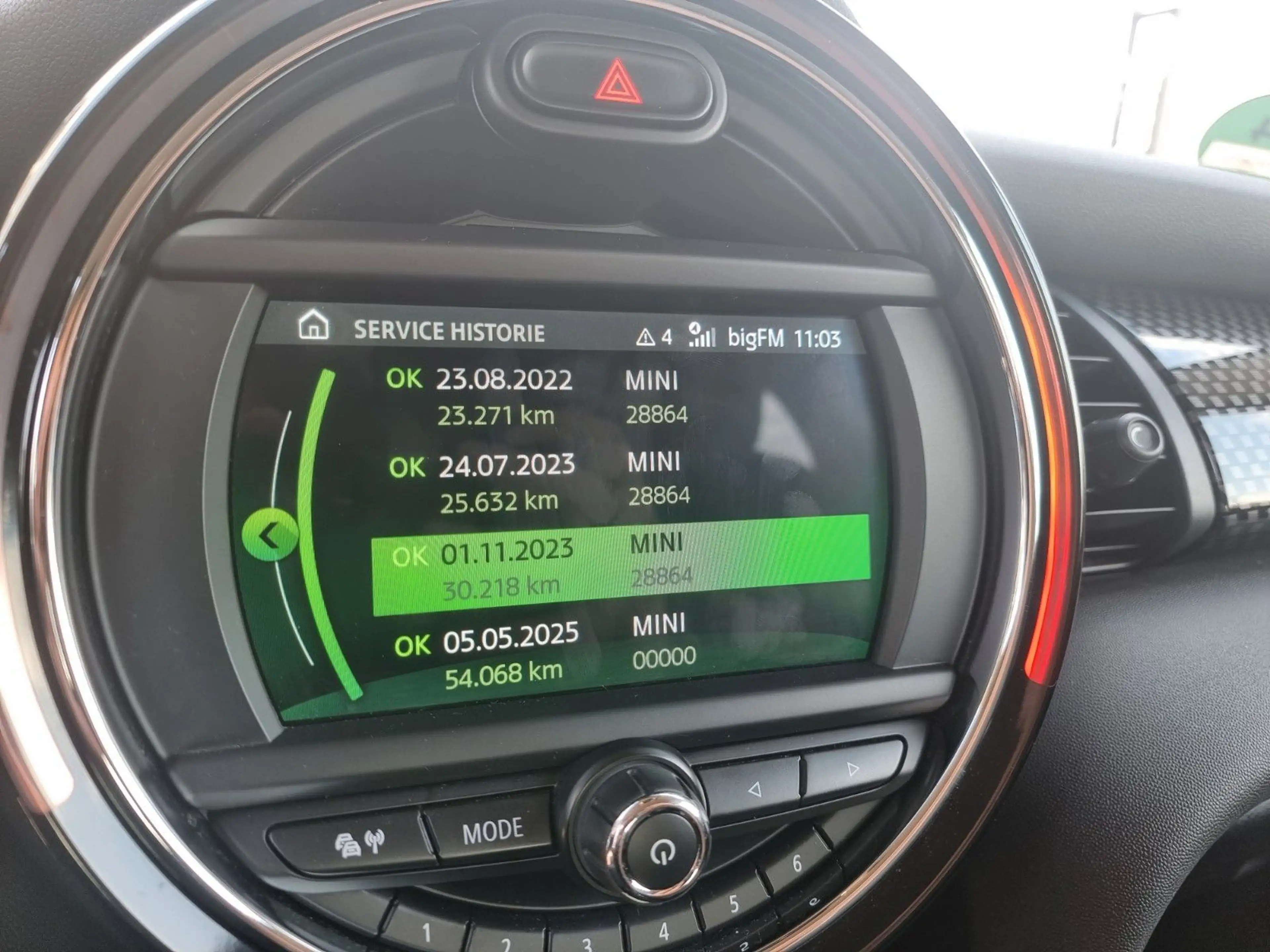MINI Cooper S COOPER S Mini 5-trg.-LEDER-TEMPOMAT-71TKM- — photo 33