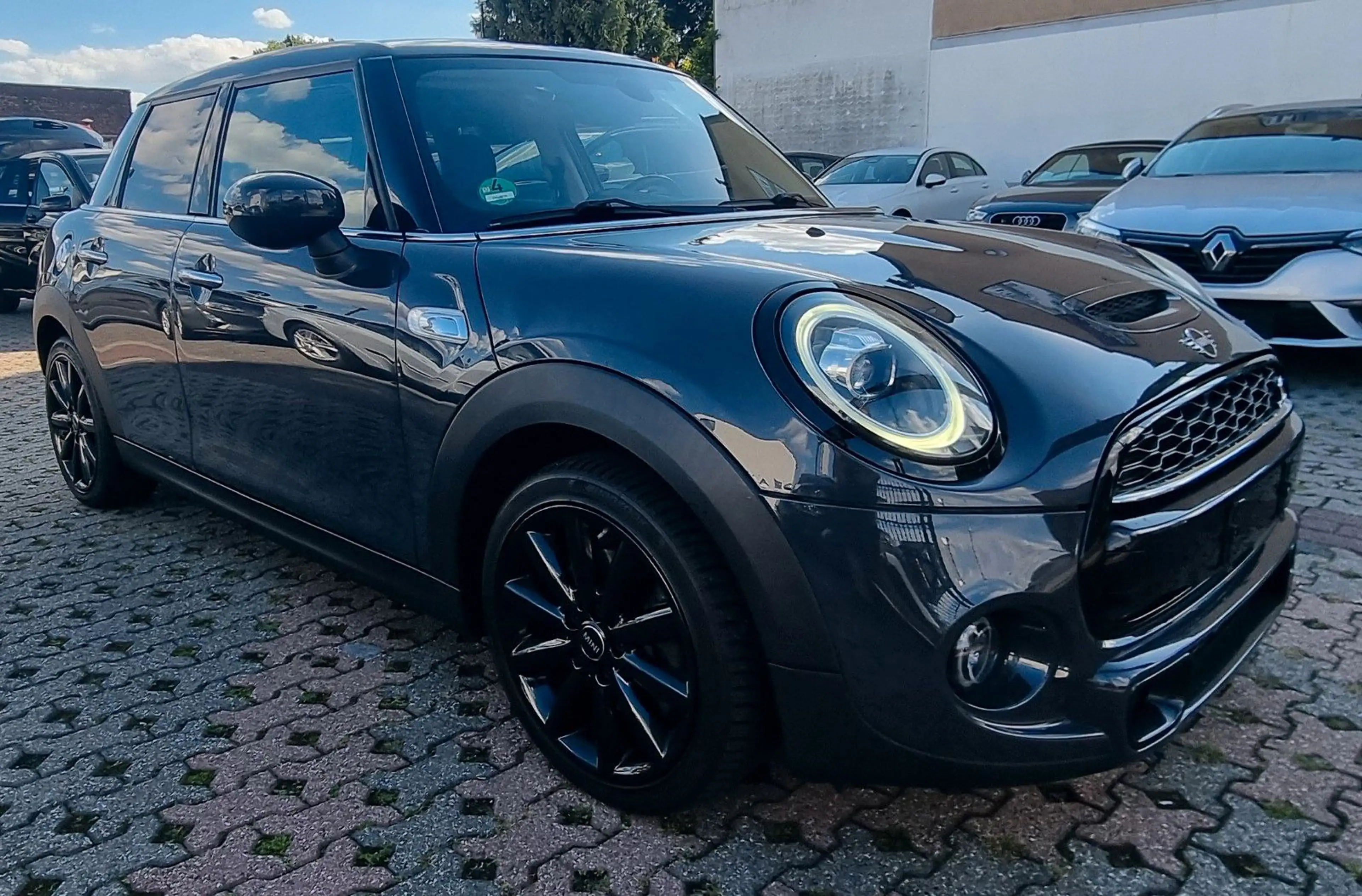 MINI Cooper S COOPER S Mini 5-trg.-LEDER-TEMPOMAT-71TKM- — photo 3