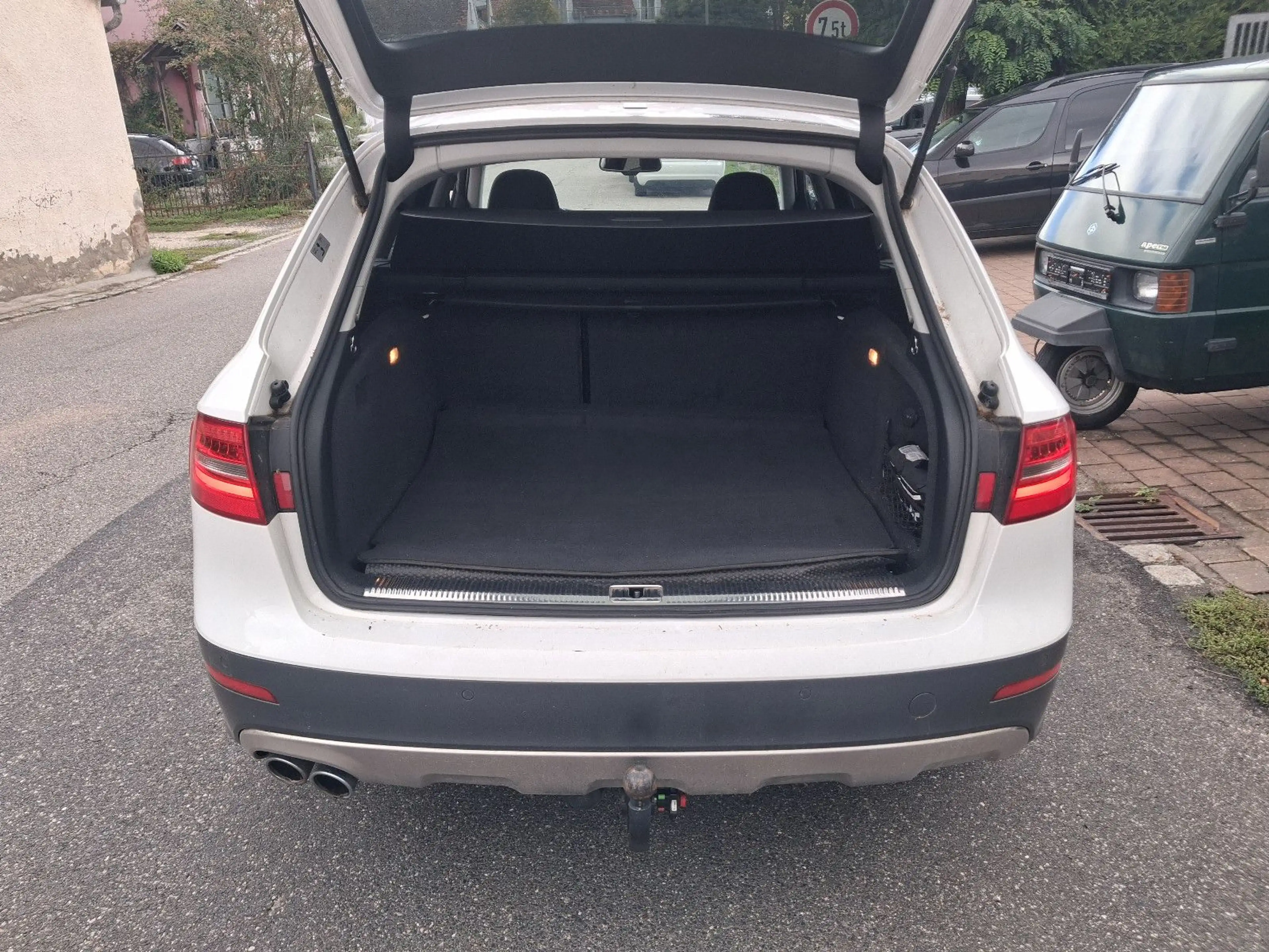 Audi A4 allroad 2.0 TDI S-tr. qu. EURO 6+AHK+PDC+NAVI — photo 25
