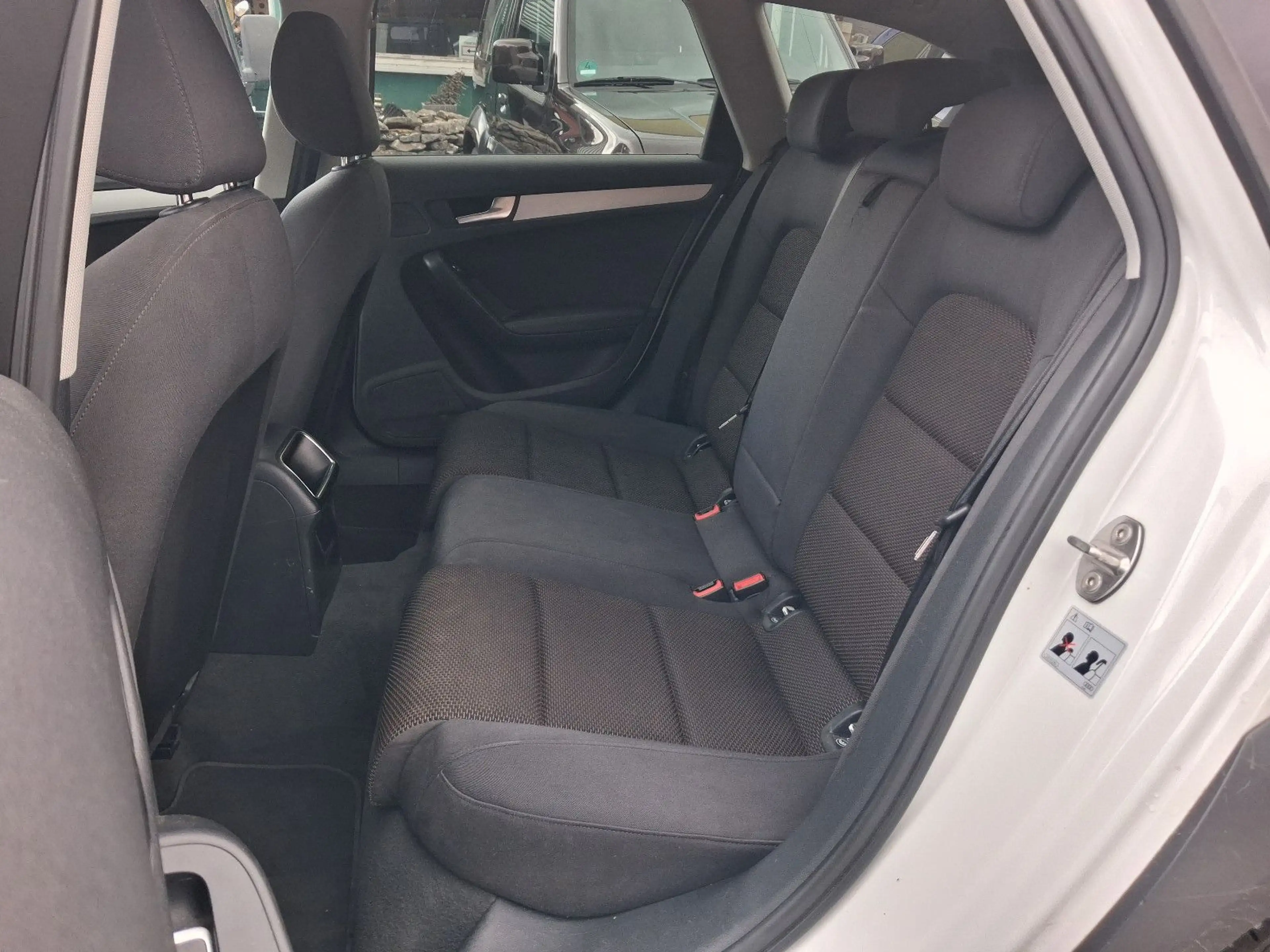 Audi A4 allroad 2.0 TDI S-tr. qu. EURO 6+AHK+PDC+NAVI — photo 8