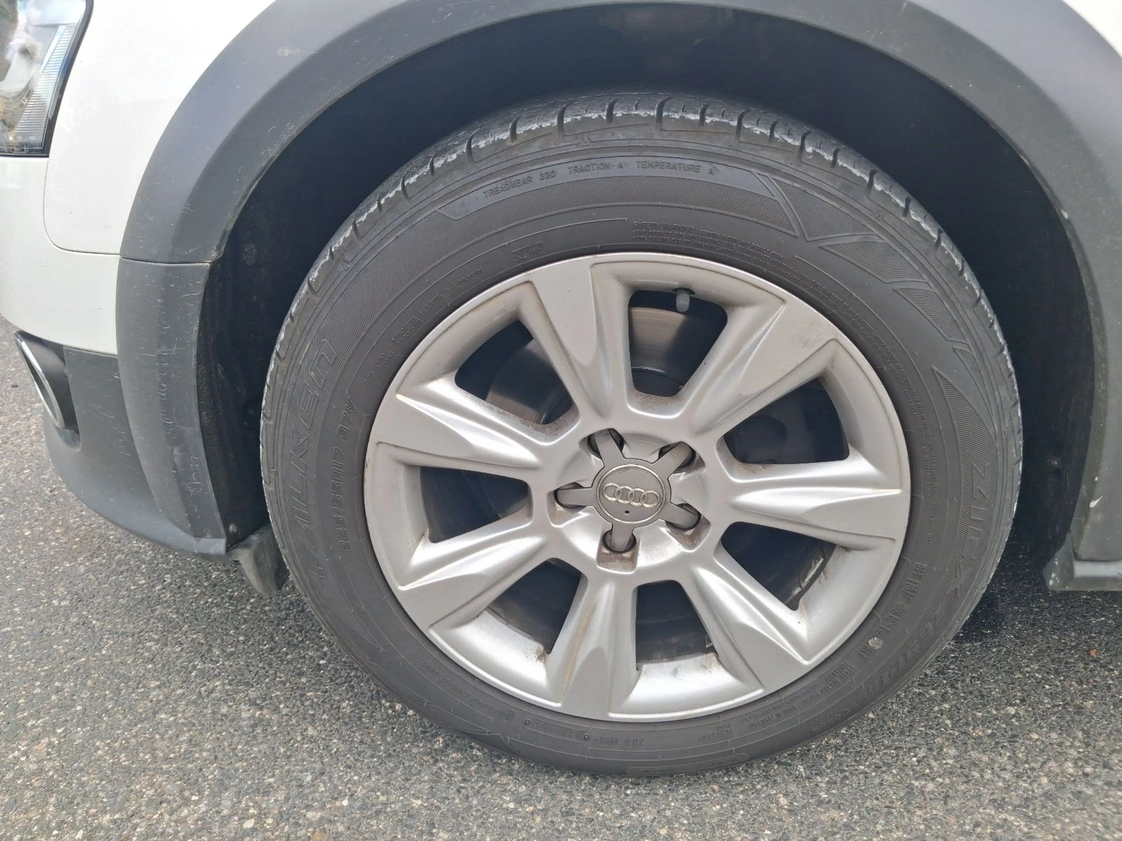 Audi A4 allroad 2.0 TDI S-tr. qu. EURO 6+AHK+PDC+NAVI — photo 27