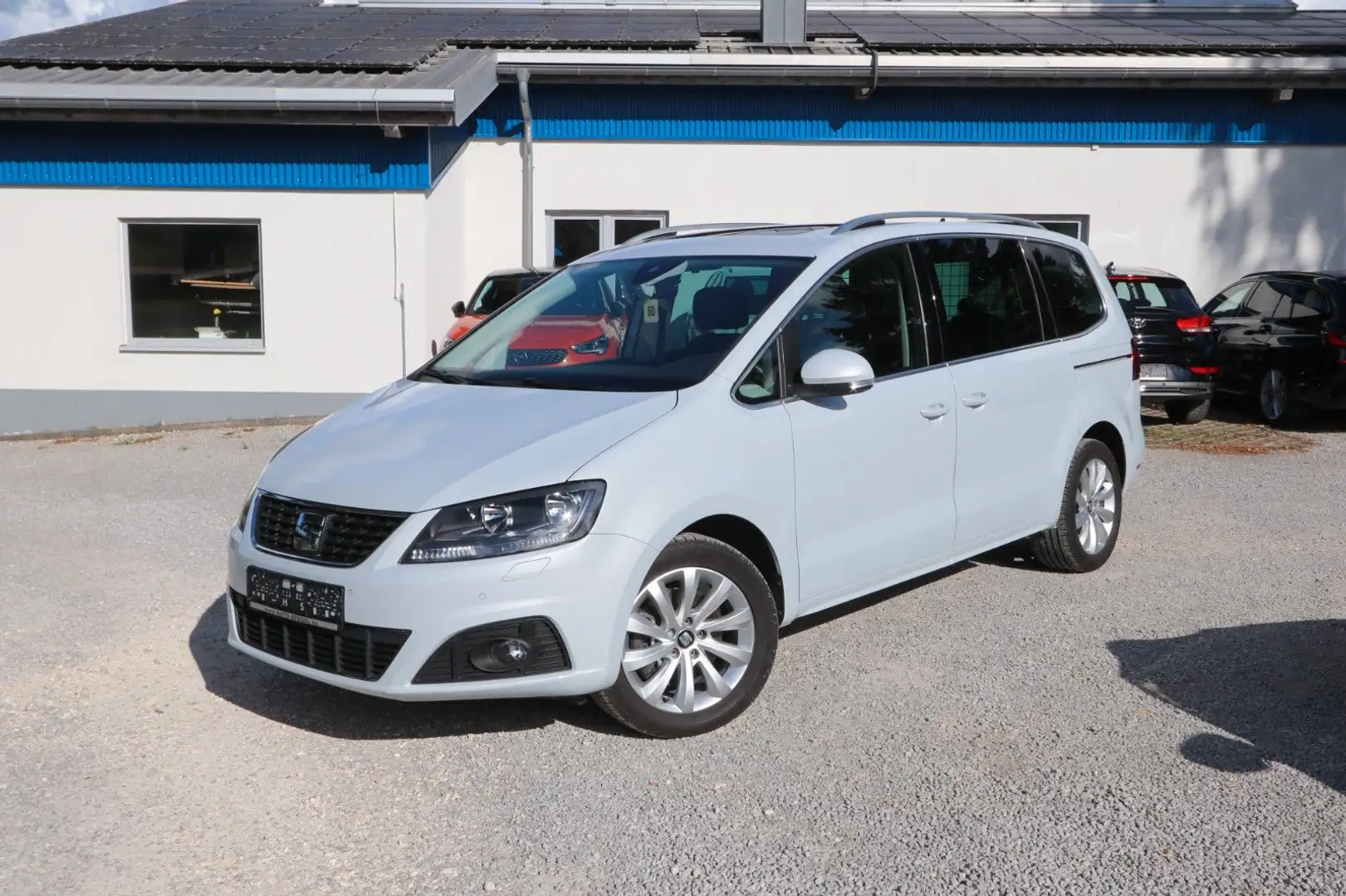 SEAT Alhambra Style Pano. Kamera Navi Carplay DAB BT Silber - 1
