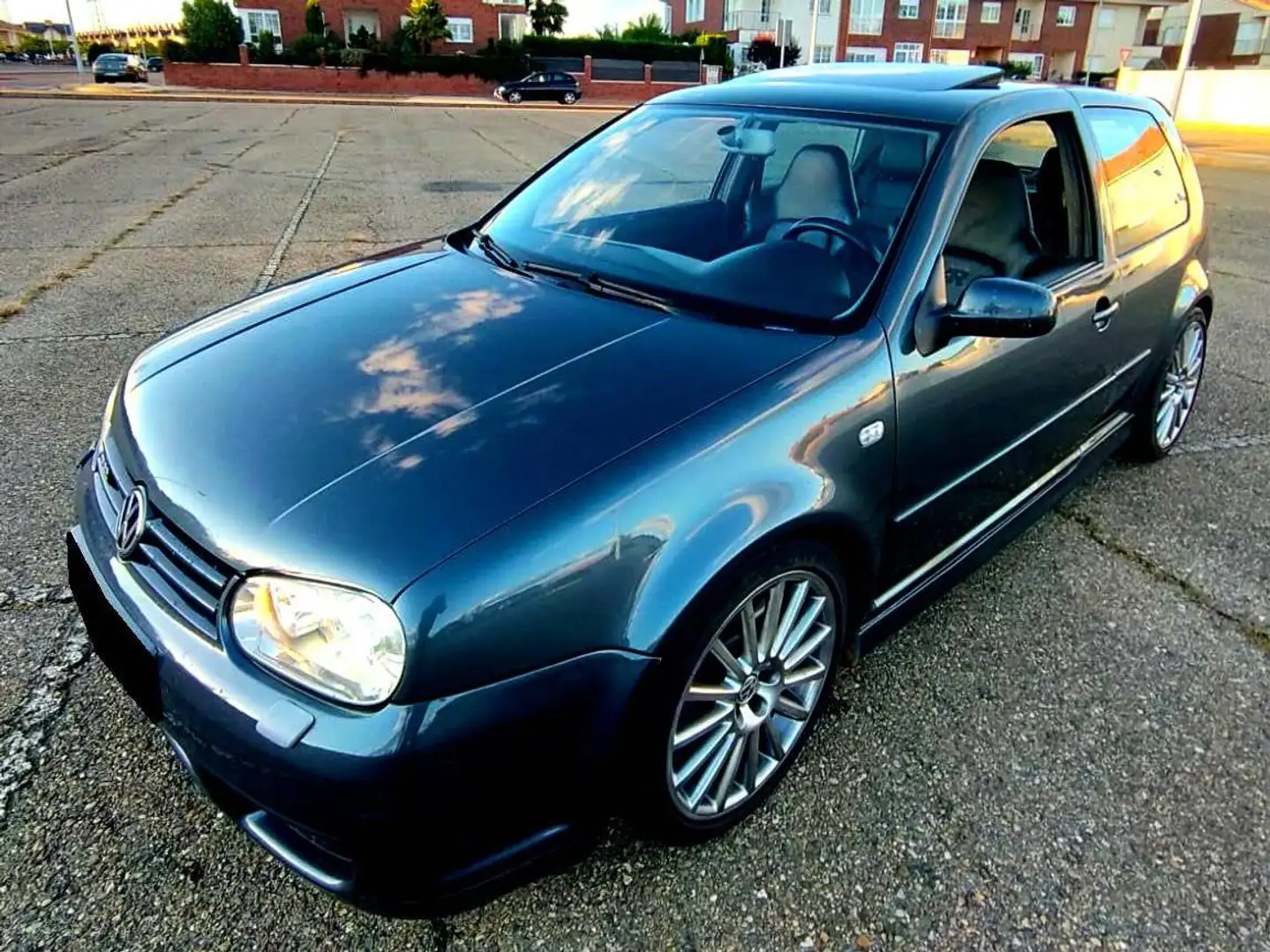 Volkswagen Golf Golf R32 3.2 Gris - 1