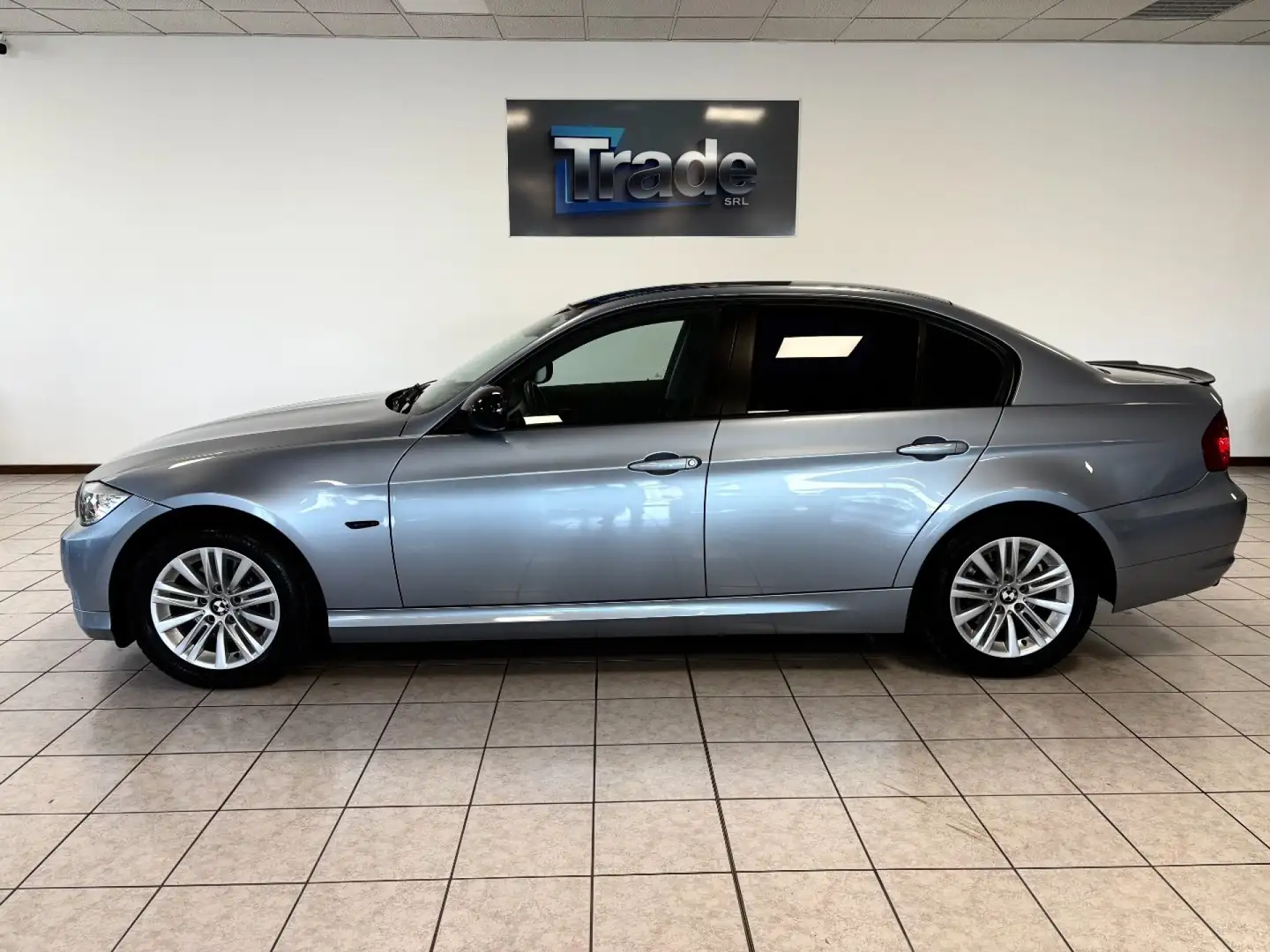 BMW 320 320i cat berlina benzina Grigio - 1