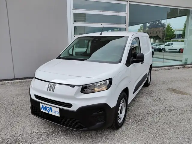 Fiat E-Doblo E-DOBLÒ 50 KWH PC-TN VAN 3 POSTI