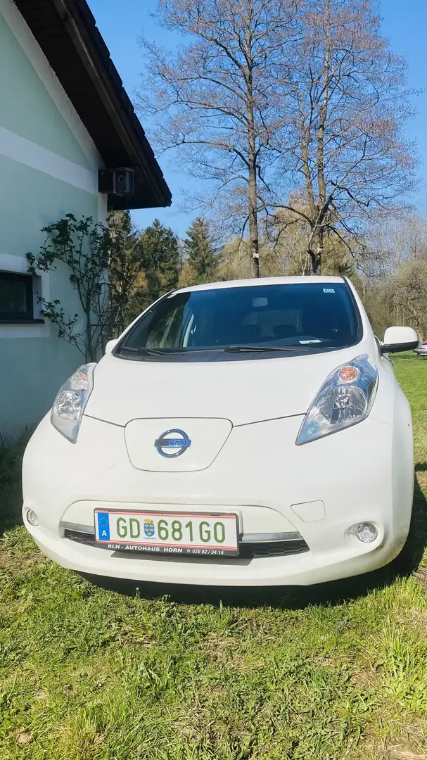Nissan Leaf mit Batterie - 1